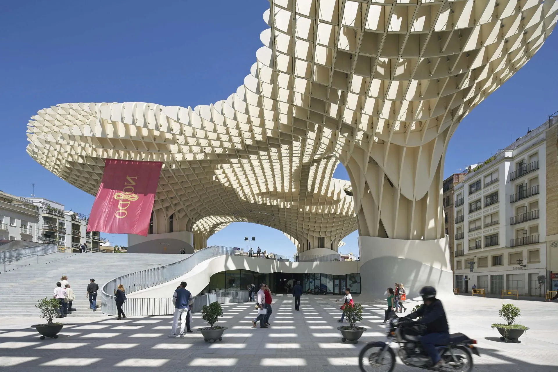 Metropol Parasol was developed by J.MAYER.H as a way of requalifying the Plaza de la Encarnación. Seville, Spain.